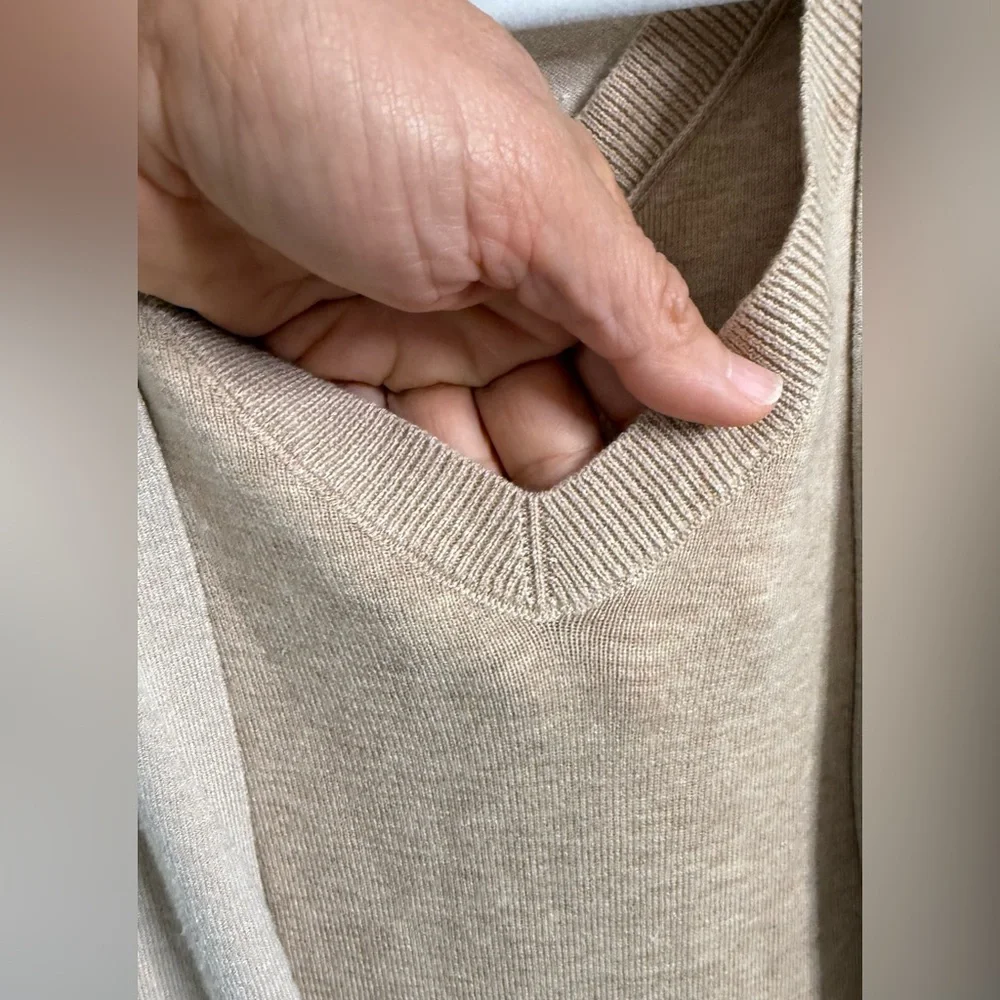 ‼️⚠️Magaschoni Tan Cardigan and top Set⚠️‼️ - Picture 6 of 7